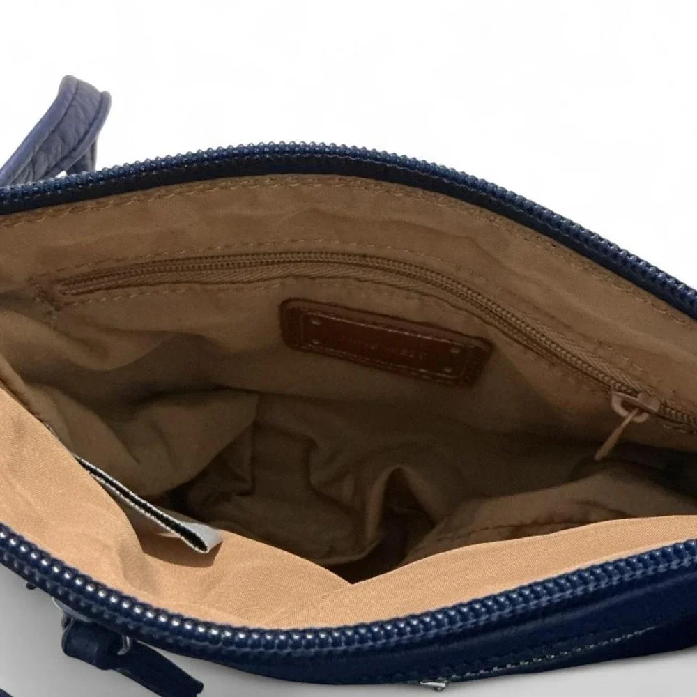 Nine West Crossbody Bag‎ Womens Small Navy Blue Excellent Pebbled Faux Leather